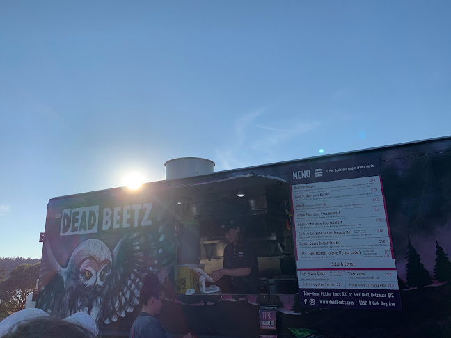 1950 Oak Bay Ave, Victoria, BC V8R 1C9