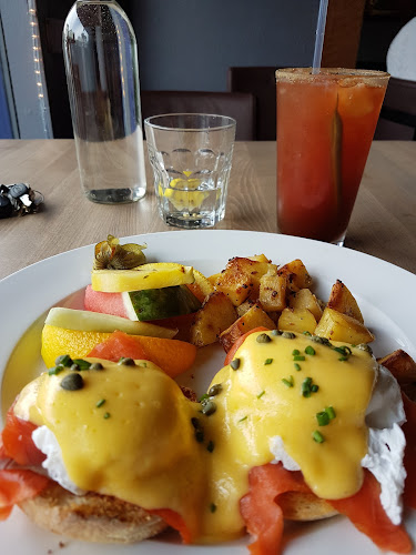 Comentarii opinii despre Atlas Cafe