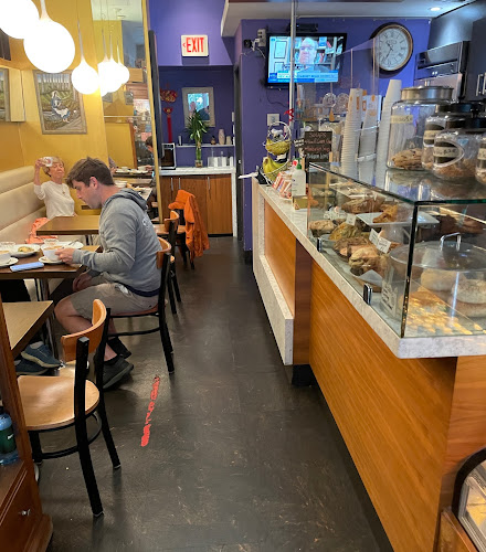 551 Cardero St, Vancouver, BC V6G 3E9