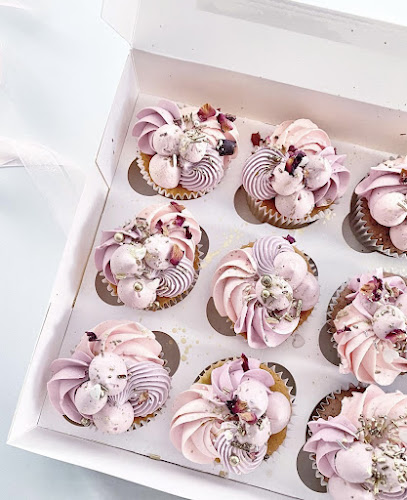 Comentarii opinii despre Vanilla & HoneyBee Custom Cakes Appointment Only*