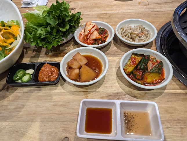 Opinii despre Insadong Korean BBQ Restaurant în Coquitlam - Hospitality and gastronomy
