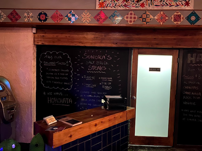 531 Yates St, Victoria, BC V8W 1K7