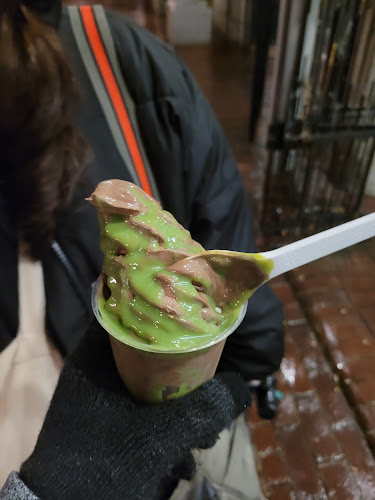 Soft Peaks Ice Cream - Vancouver