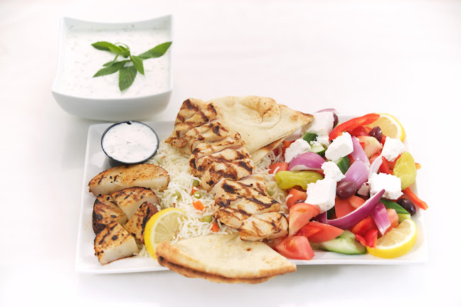 425 McArthur Ave., Ottawa, ON K1K 1G5