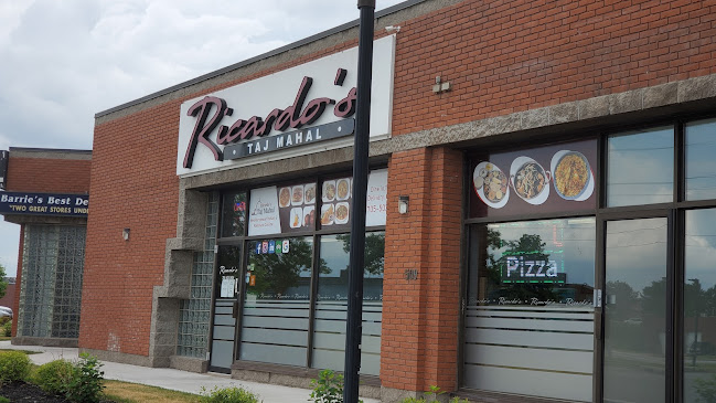 Ricardo's Taj Mahal - Hospitality and gastronomy