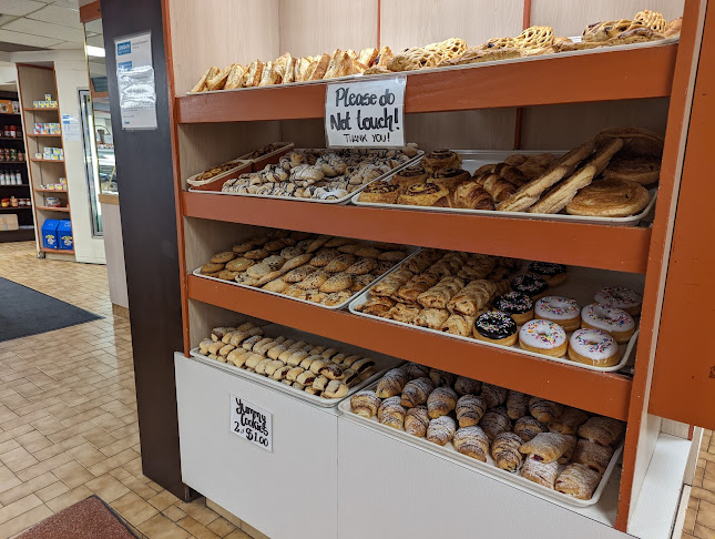 19 Scarlett Rd, York, ON M6N 4J5