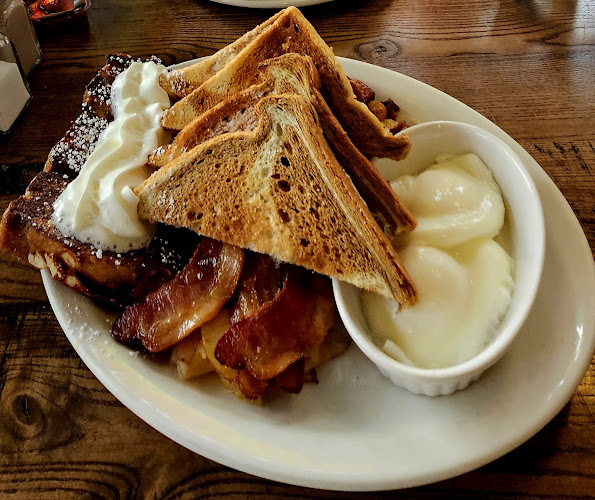 2500 Victoria Ave, Regina, SK S4P 3X2