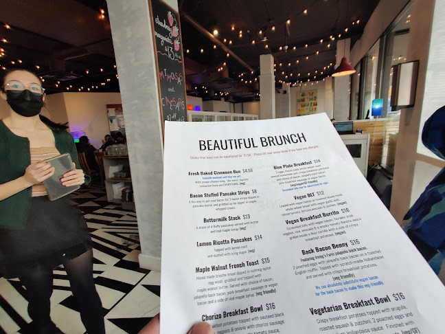 Opinii despre Blue Plate Diner în Edmonton - Hospitality and gastronomy