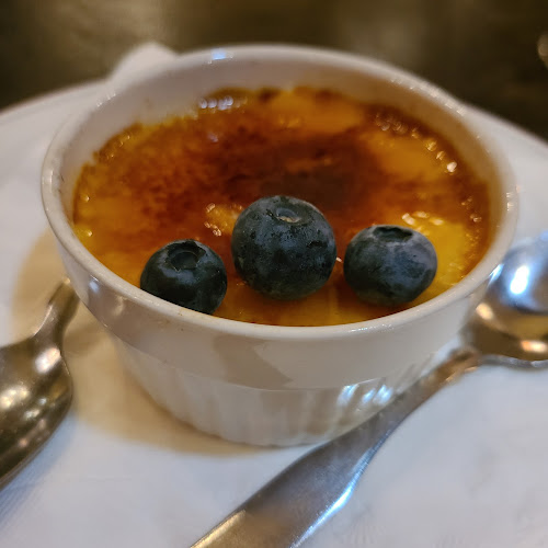 Resto Gare And Train Bar Bistro - Winnipeg