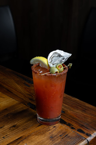 Fanny Bay Oyster Bar & Shellfish Market