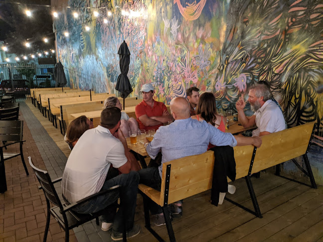 619 3rd St SE, Medicine Hat, AB T1A 0H4