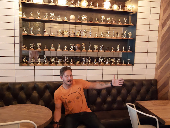 Central Social Hall - Hospitality and gastronomy