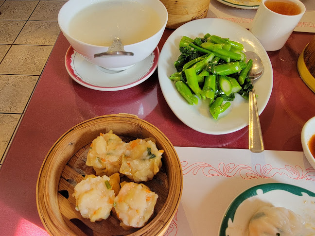 939 Somerset St W, Ottawa, ON K1R 6R8