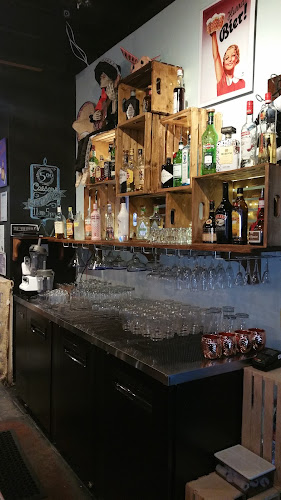 2231 S Island Hwy, Campbell River, BC V9W 1C3