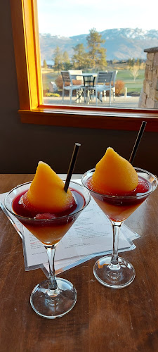 19 Okanagan Grill + Bar - Hospitality and gastronomy