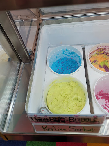 Comentarii opinii despre Scooper's Ice Cream Treats