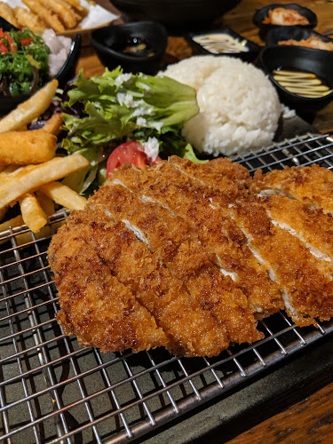 Izna Japanese Donburi House - Hospitality and gastronomy