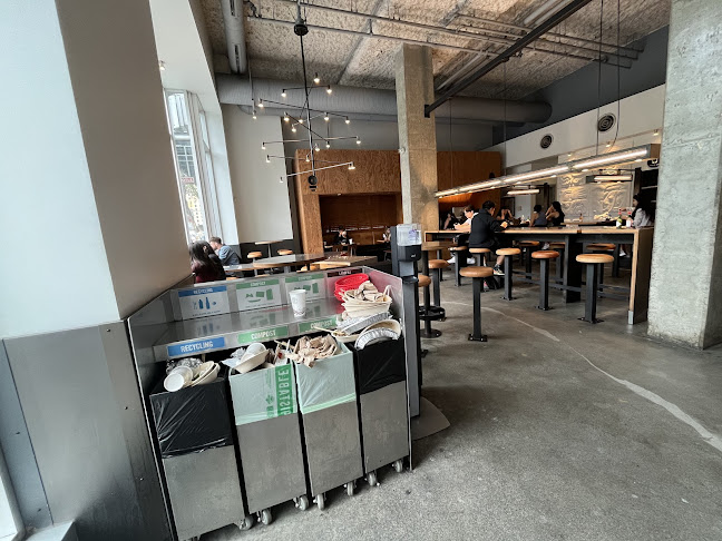 818 Howe St, Vancouver, BC V6Z 2X2