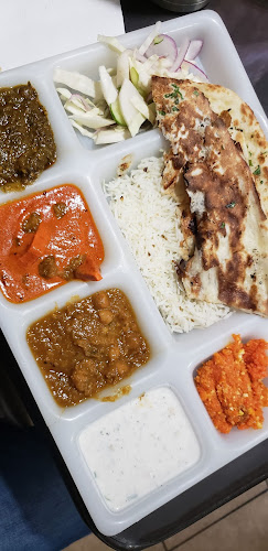 Opinii despre Doaba Sweets & Restaurant în Brampton - Hospitality and gastronomy