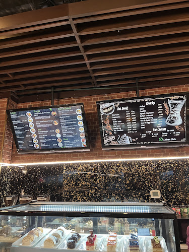 1158 The High St #104, Coquitlam, BC V3B 0C6