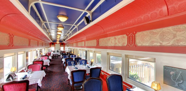 Resto Gare And Train Bar Bistro