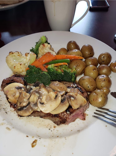 P & P Steak and Pasta - Hospitality and gastronomy