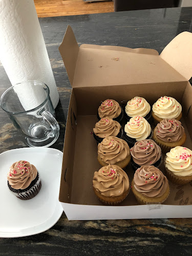 500 Hazeldean Rd, Ottawa, ON K2L 4B3