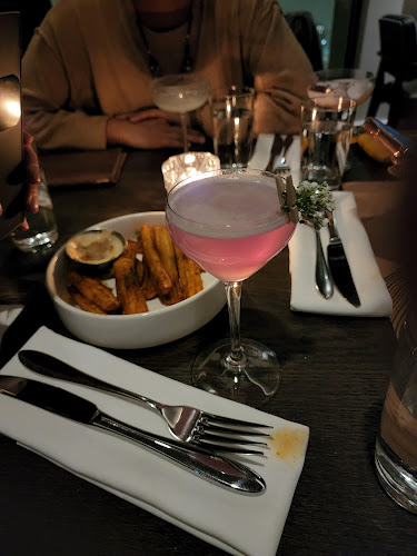 700 2 St SW #4000, Calgary, AB T2P 2W2