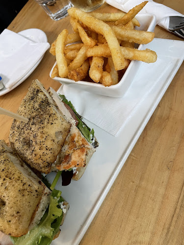 Comentarii opinii despre The Stone Lion