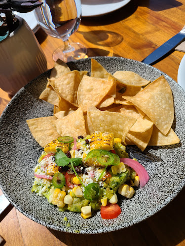 3401 Dufferin St 305 - B, North York, ON M6A 2T9