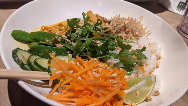 2960 Kingsway Dr #15A, Kitchener, ON N2C 1X1