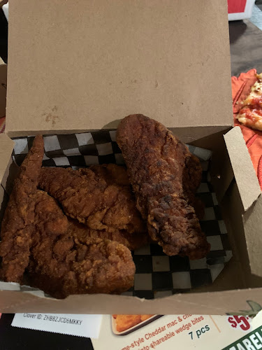 Pizza one Como Lake Village) - Hospitality and gastronomy