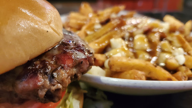 Big Rig Kitchen & Brewery - Iris