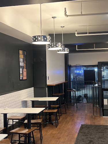 Comentarii opinii despre The Burger's Priest