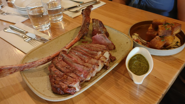 317 10 Ave SW #100, Calgary, AB T2R 0A5