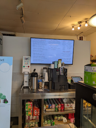 934 Manning Ave, Toronto, ON M6G 2X4