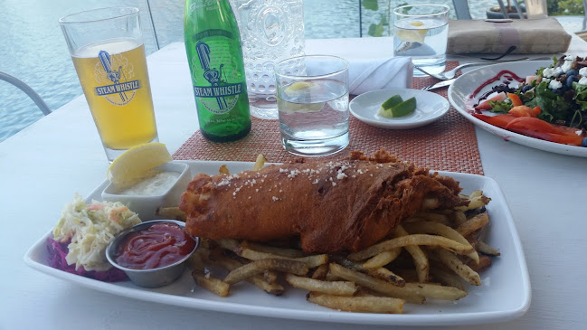 Taris on the Water - Hospitality and gastronomy