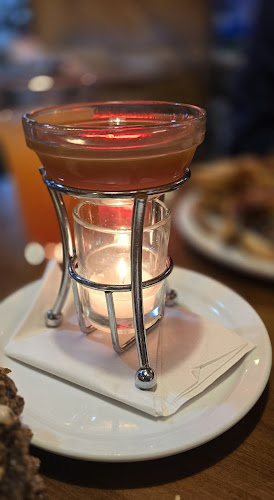 77 10th St, New Westminster, BC V3M 3X4