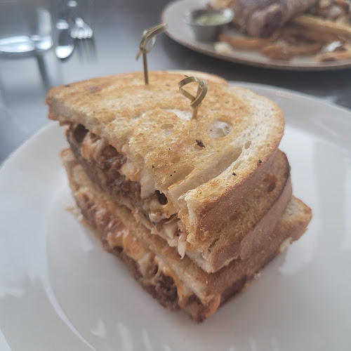 Smash Kitchen and Bar - Hospitality and gastronomy