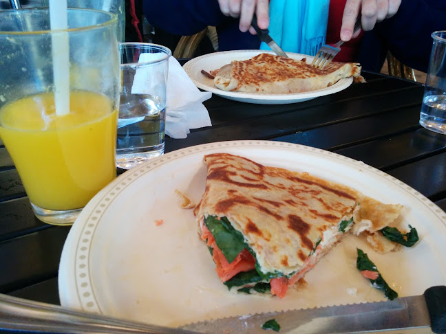 La Boulangerie Bakery Cafe - Calgary