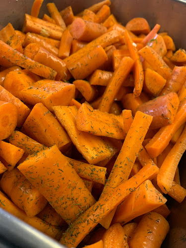 All Seasons Pig Roast & Catering - Red Deer