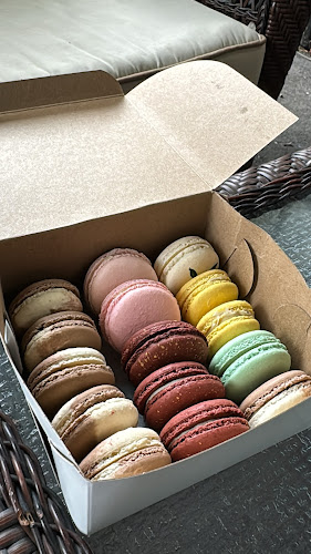 Petits Macarons - Ottawa