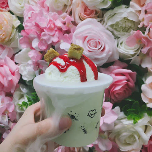 386 Yonge St, Toronto, ON M4Y 1X9