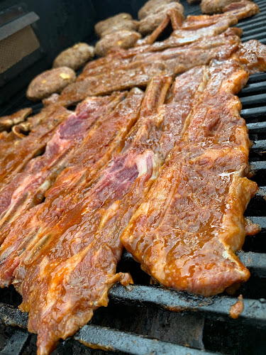 All Seasons Pig Roast & Catering