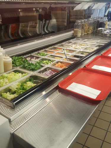 Opinii despre Toasty's Grilled Cheese & Salad Bar în Windsor - Hospitality and gastronomy