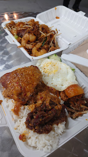 Comentarii opinii despre Mississauga Flea Market