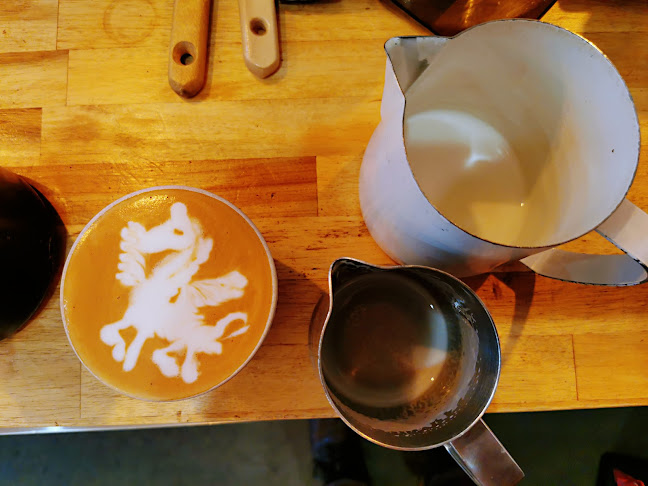 Opinii despre R Ki Coffee Lab în Richmond - Hospitality and gastronomy