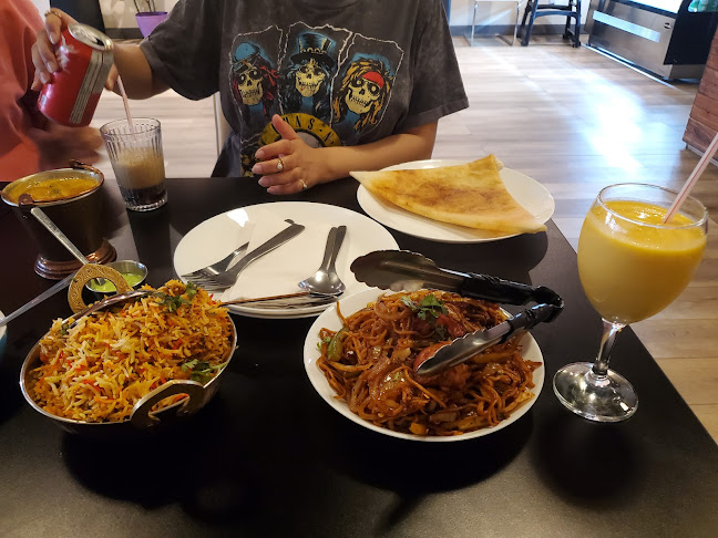 Comentarii opinii despre Royal Spice Indian & Hakka Chinese Restaurant