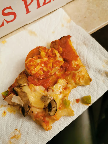 Great Lakes Pizza - Hospitality and gastronomy