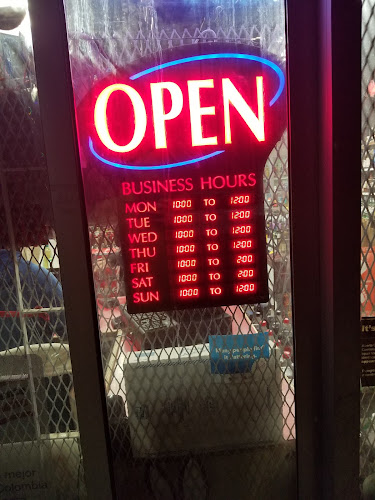 Opinii despre Canada Liquor Store Ltd în Calgary - Hospitality and gastronomy